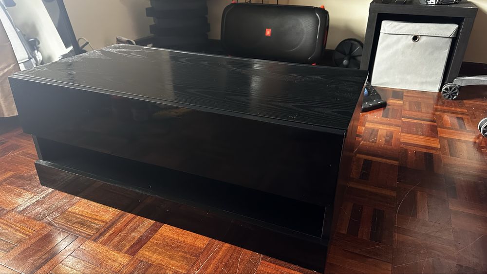Mesa de Cafe.