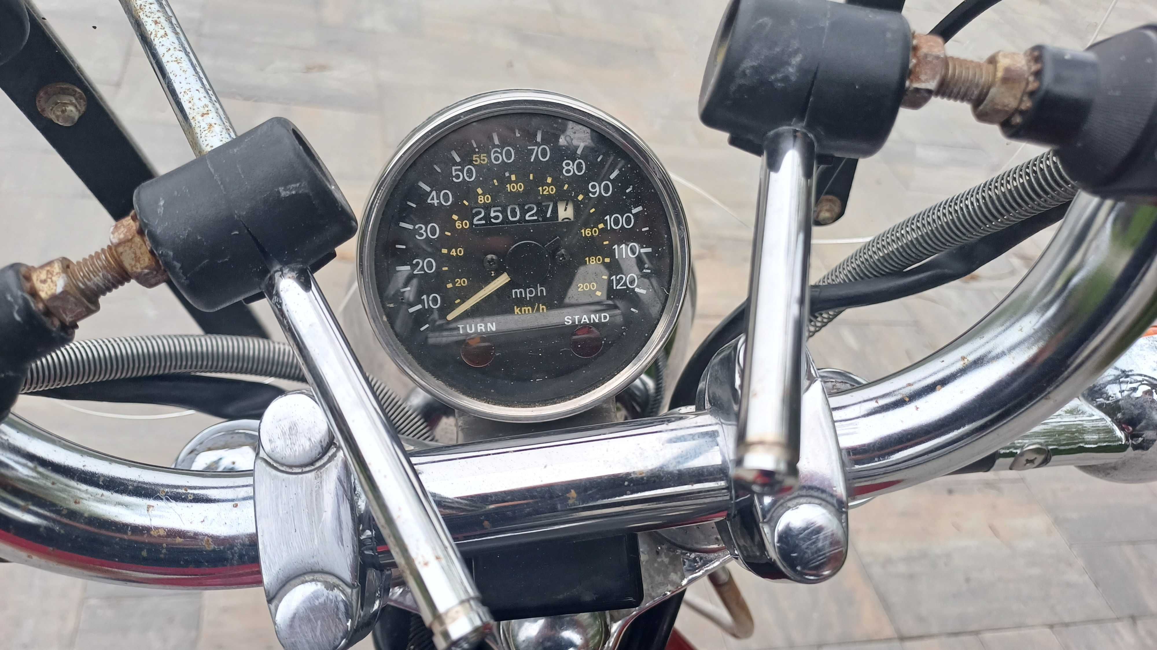 Suzuki VS 700 INTRUDER