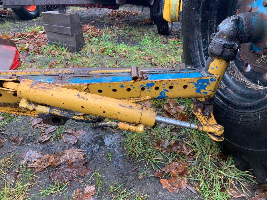 Балка,вісь ,ось з колесами