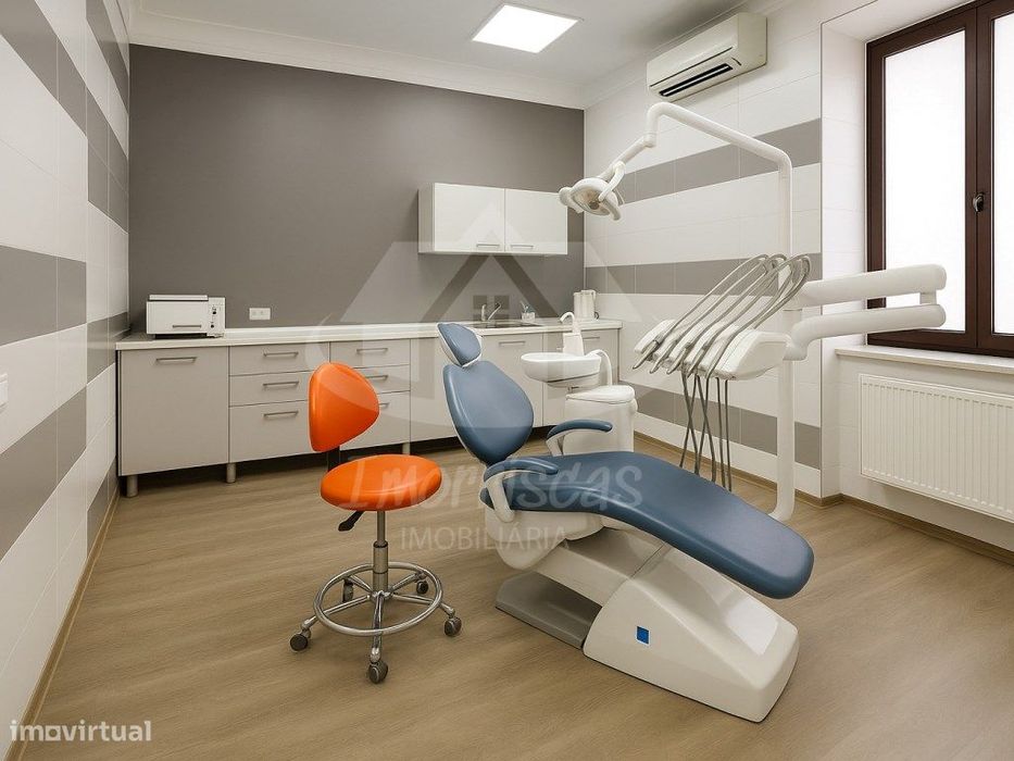 Clínica dentária para trespasse em São João da Talha