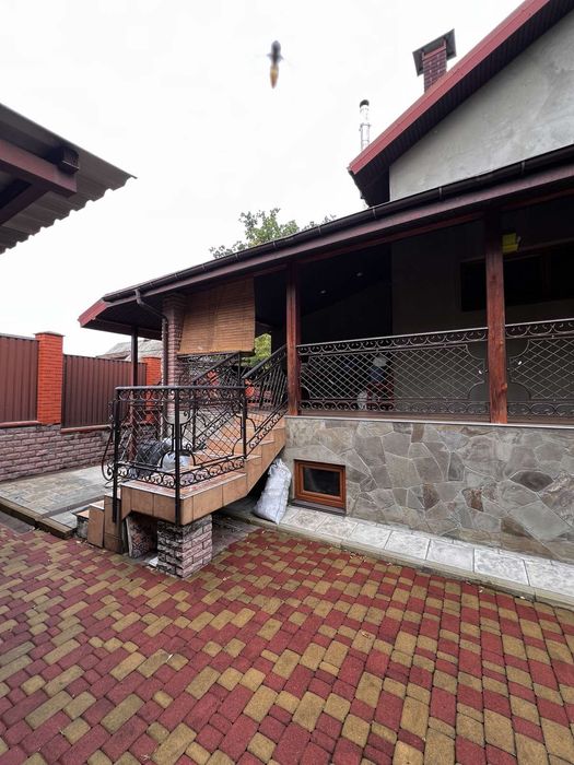 Оренда будинку Забуччя, біля лісу та озера, швидкий виізд на Киів