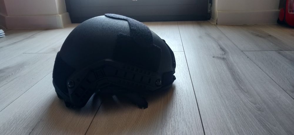Hełm ochronny ( nie ASG )