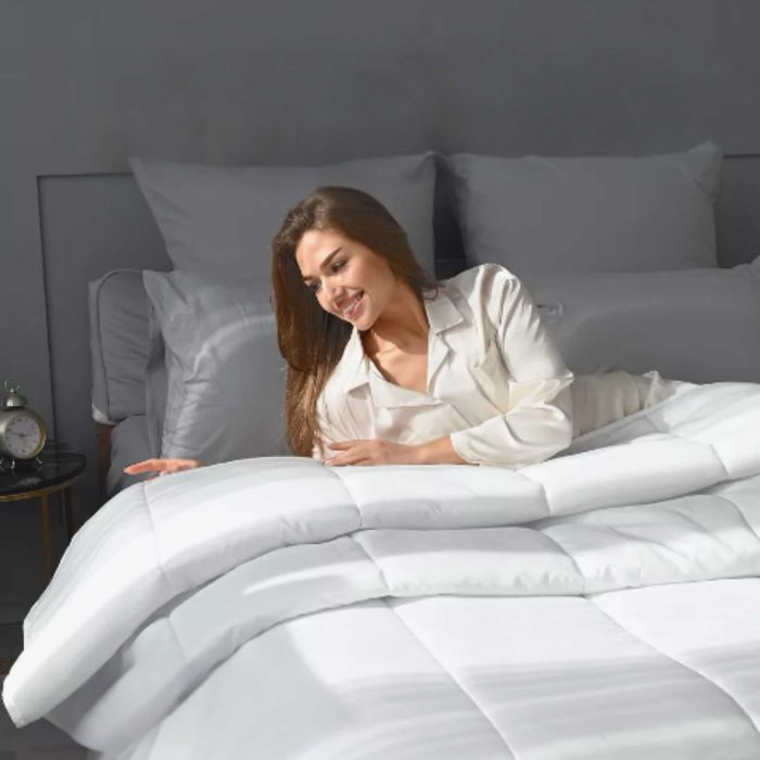 Kołdra Letnia 200x220 Antyalergiczna Lekka Oddychająca Wyrób Medyczny