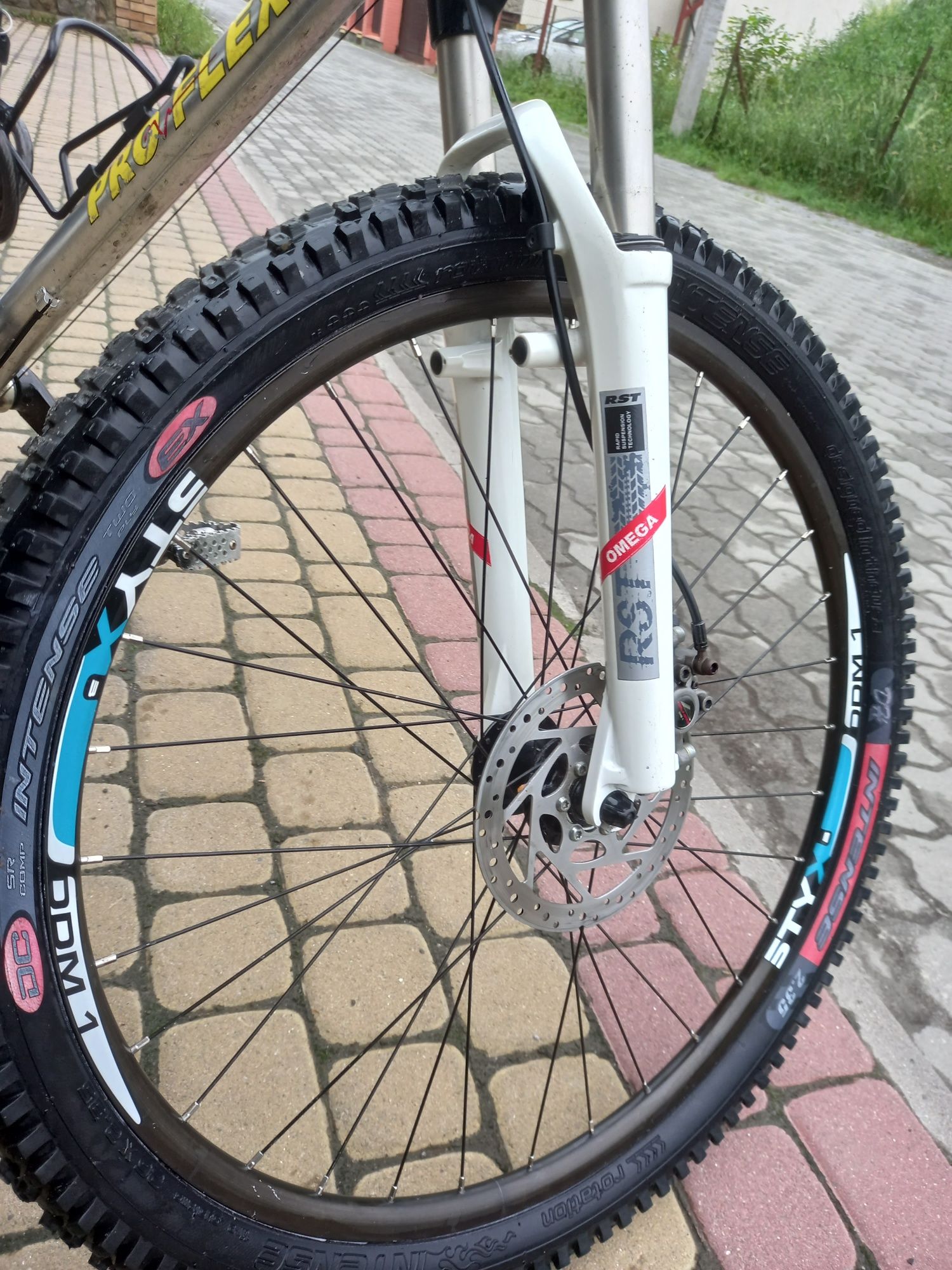 Велосипед дво підвіс PRO FLEX ATTACK LE,world cup design