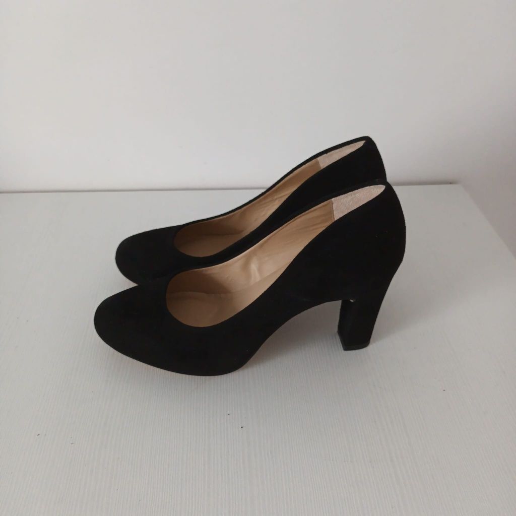 Buty damskie UNISA, hiszpańskie nowe