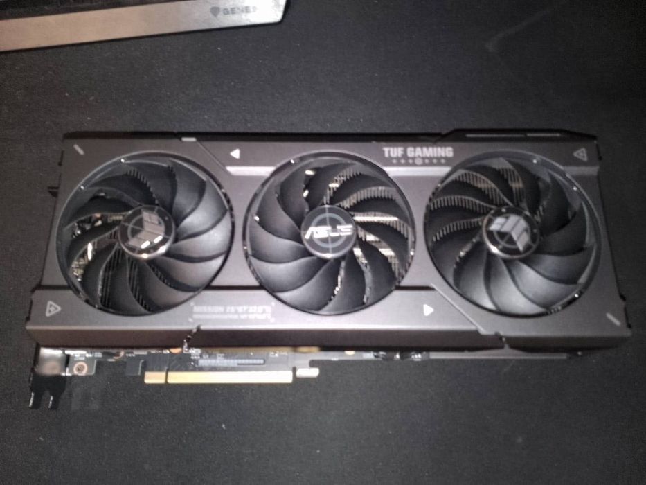 Radeon RX 7600XT