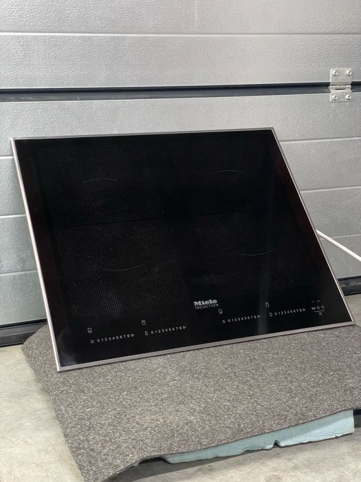 ЧОРНА П'ЯТНИЦЯ! Топова Індукційна поверхня Miele KM 6328 PowerFlex