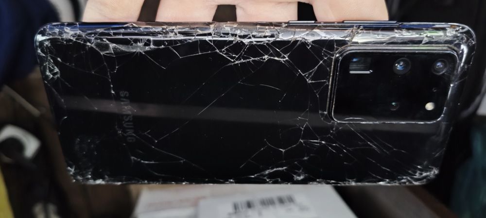 На запчасти отдаю Samsung s23 Samsung s21 ultra