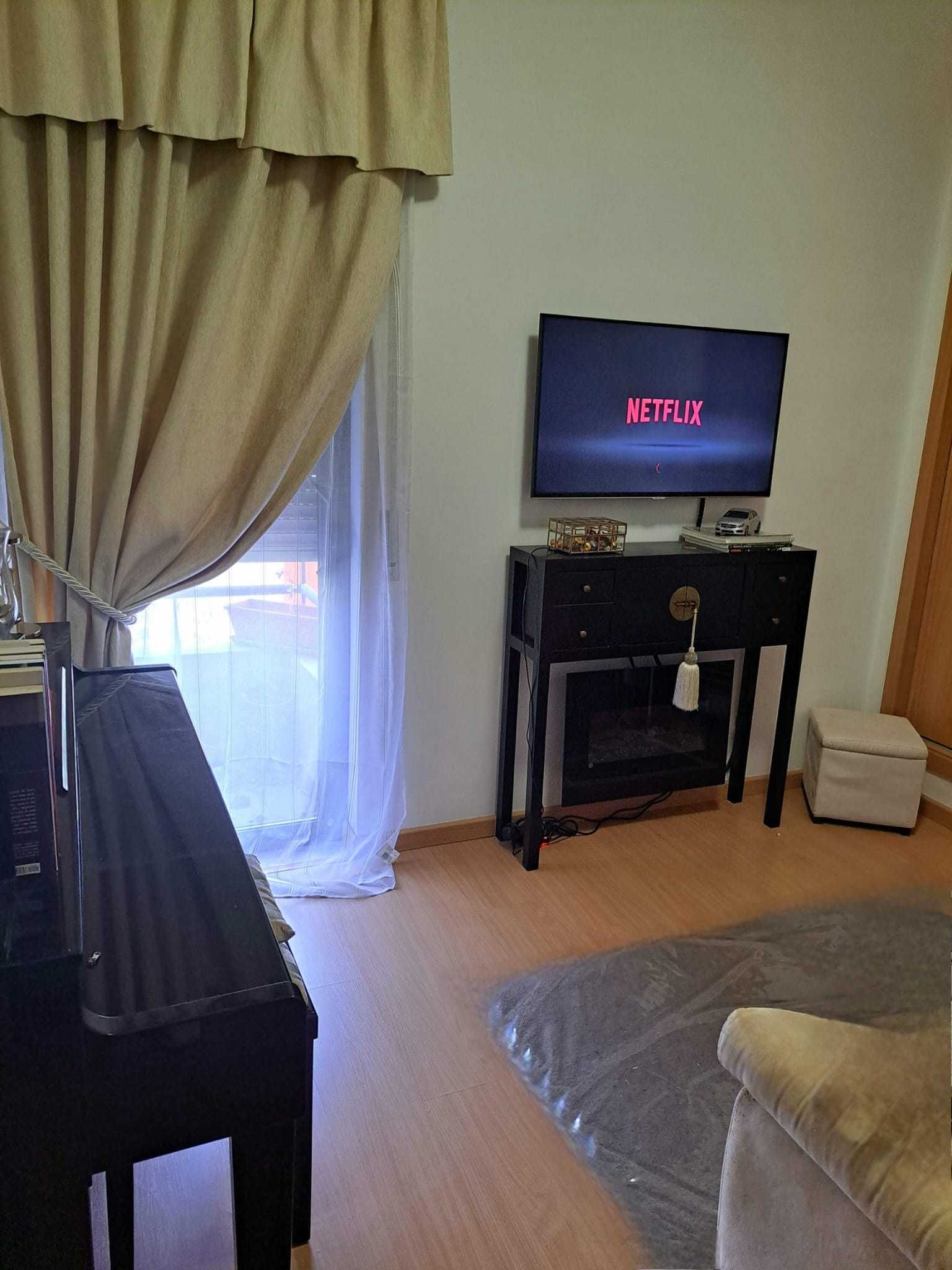 Alugo quarto - PROFESSORES/Almada/Sobreda/Caparica