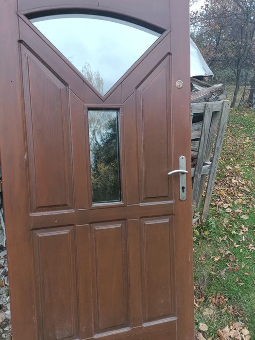 Sprzedam drzwi zewnętrzne