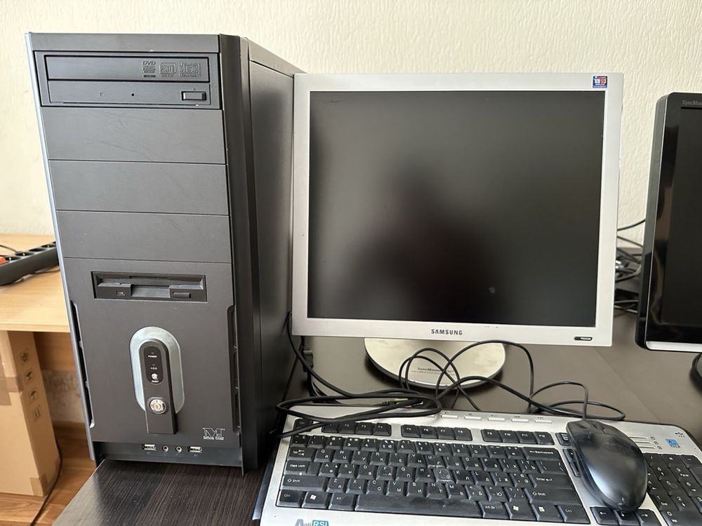 Компʼютер Intel Pentium 4