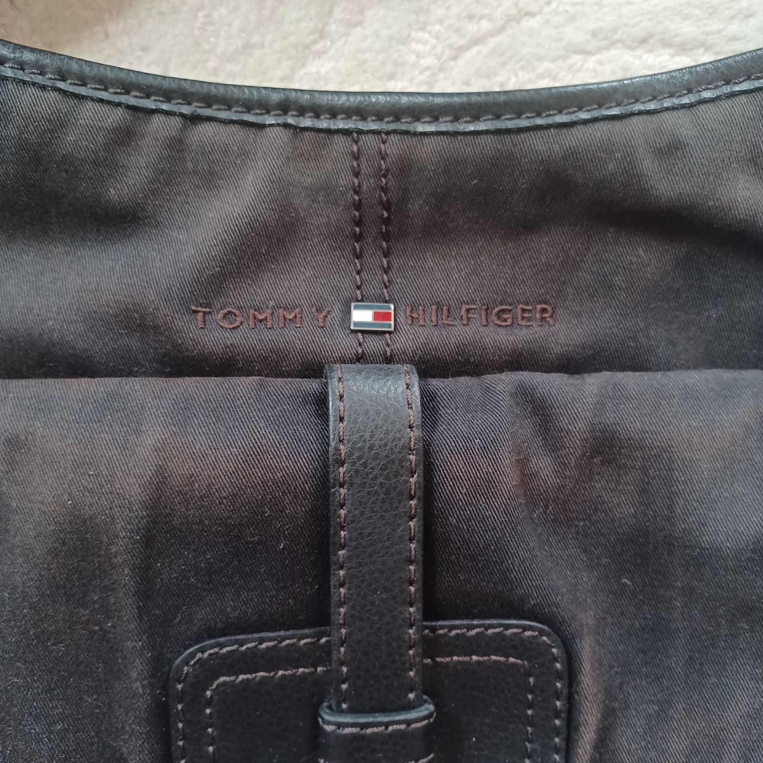 Torebka listonoszka Tommy Hilfiger
