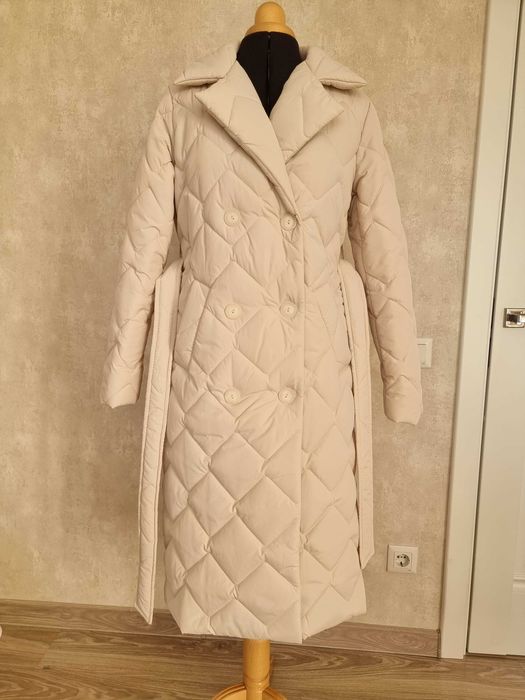 Стьобане пальто MEJOR молочного кольору в розмірі S