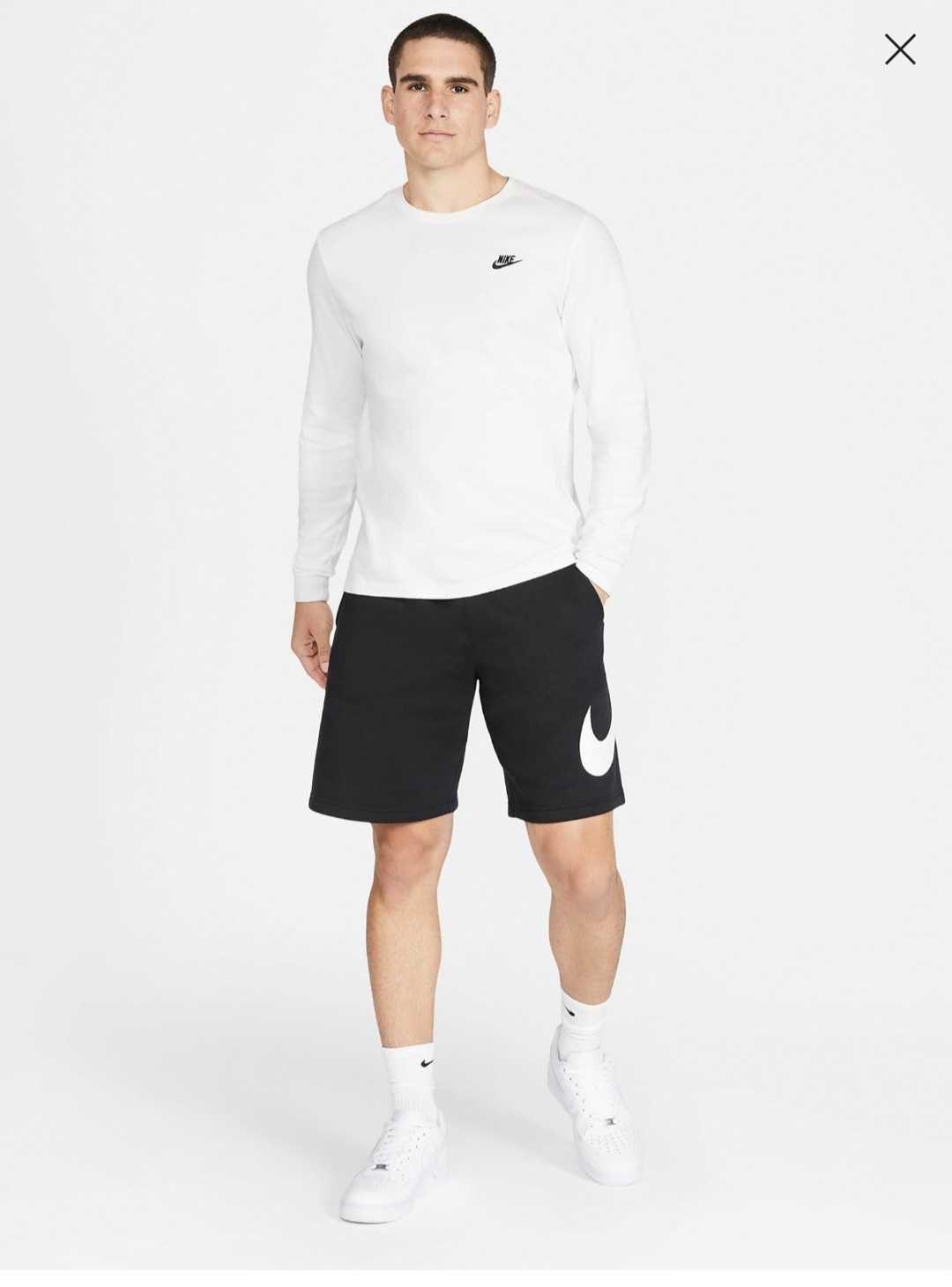 NIKE Sportswear Club Shorts