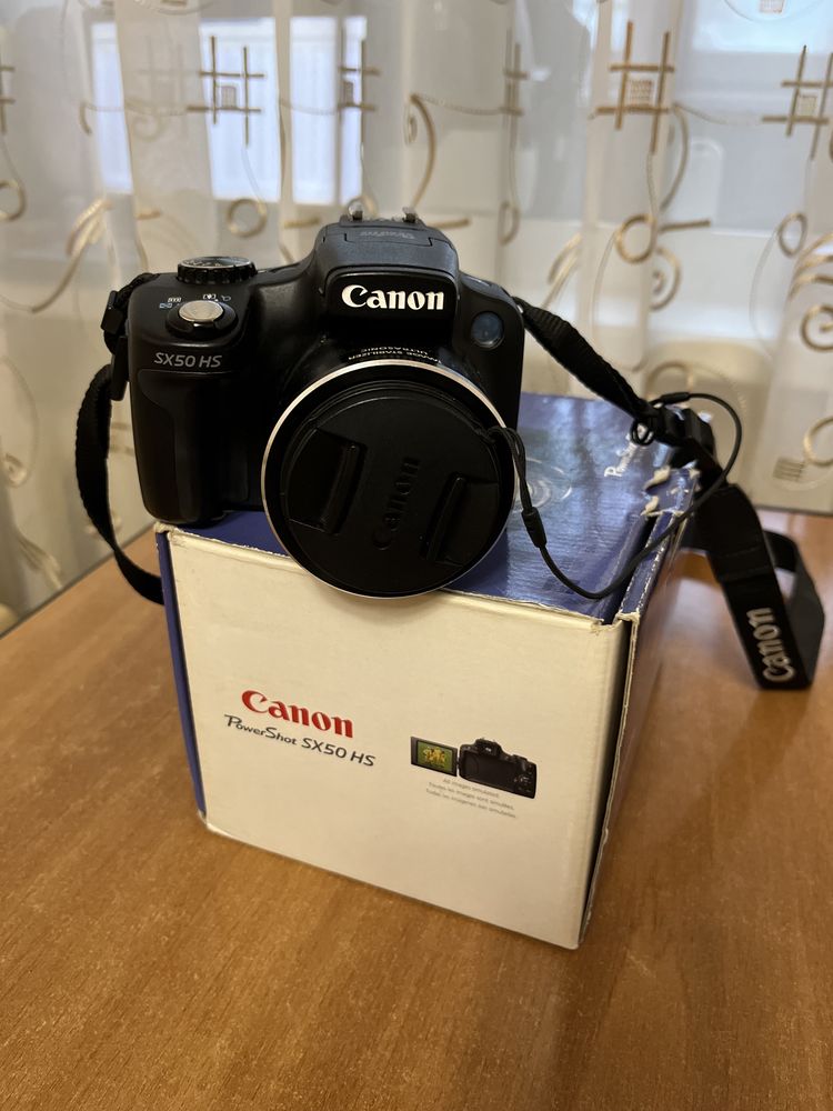 Фотоапарат Canon Powershot SX50HS