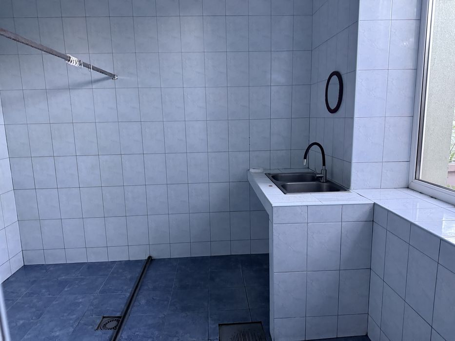 Здається в оренду склад з офісними та побутовими приміщеннями під виро