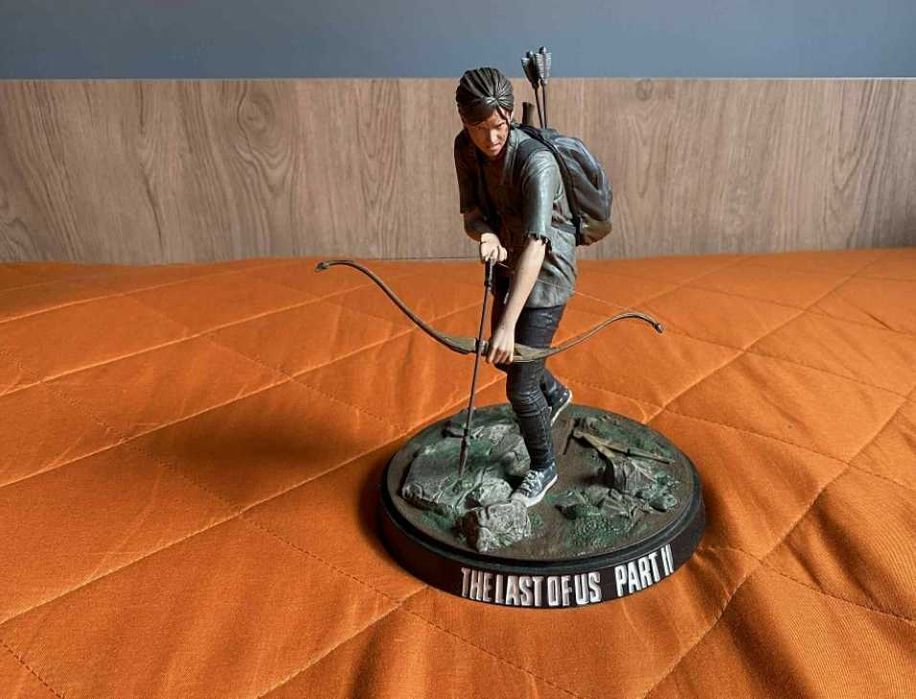 Ellie The Last of Us Part II Figurka Dark Horse Comics
