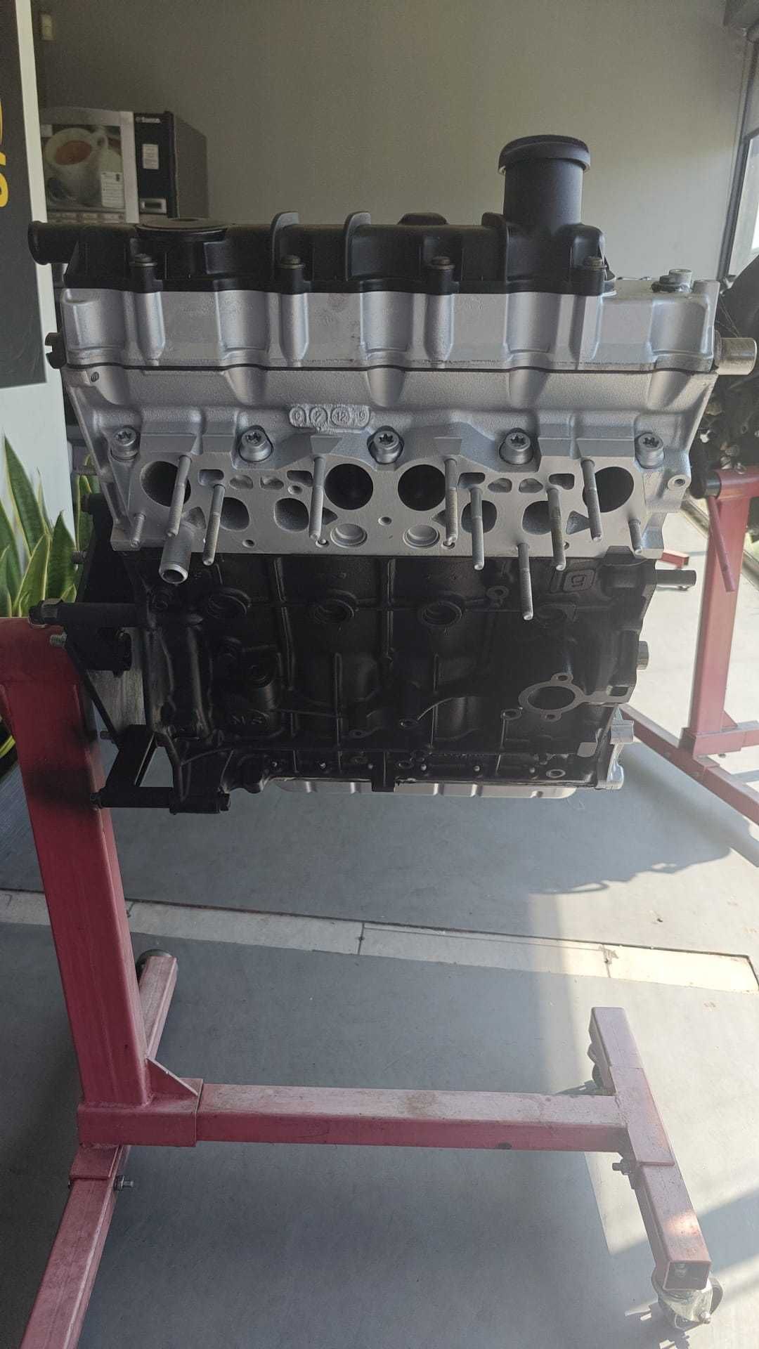Motor Reconstruido Citroen Berlingo   1,9D 69CV  ref: WHY/WHZ