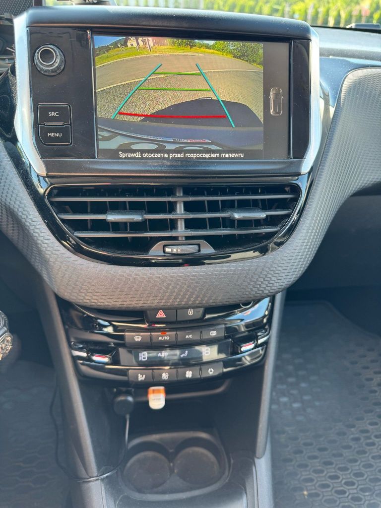 Peugeot 208 Allure