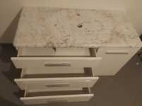 szafka umywalkowa 63x 109,5x49 cm opcja z marmurowym blatem 111x49x3cm