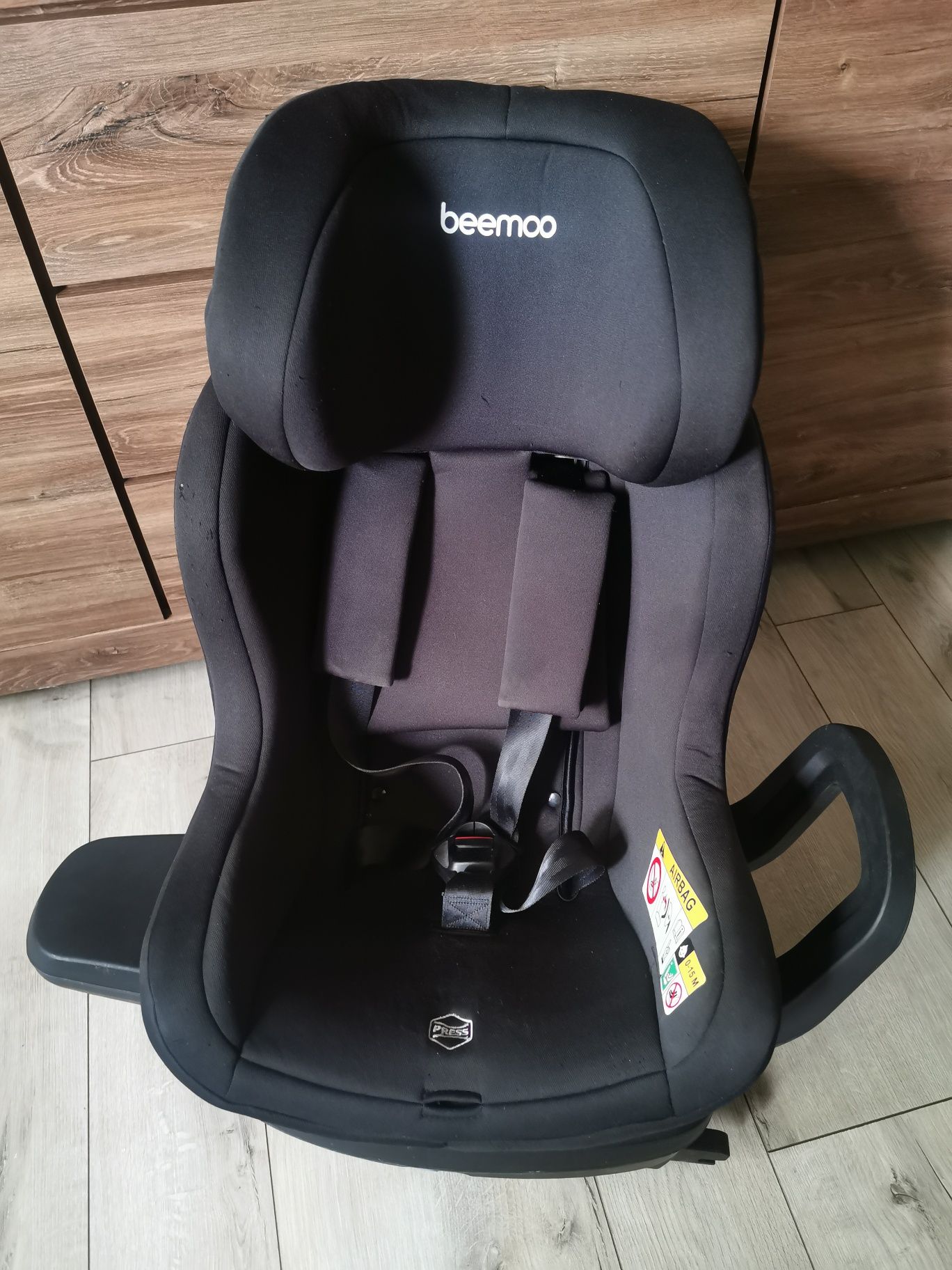 Fotelik samochodowy Beemoo 0-18kg do 105cm + baza isofix obrotowa