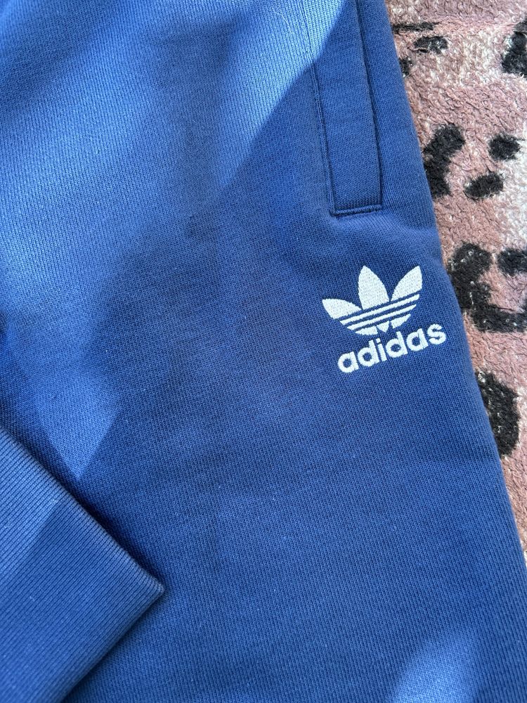 Оригінальні спортивні штани Adidas Originals M