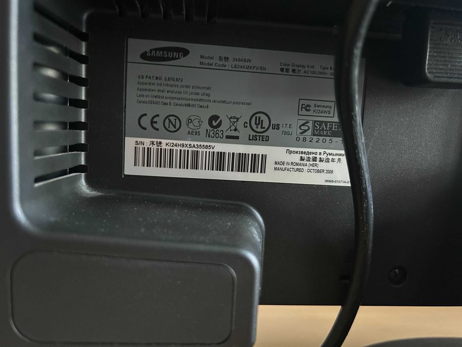 monitor SAMSUNG 24 cale