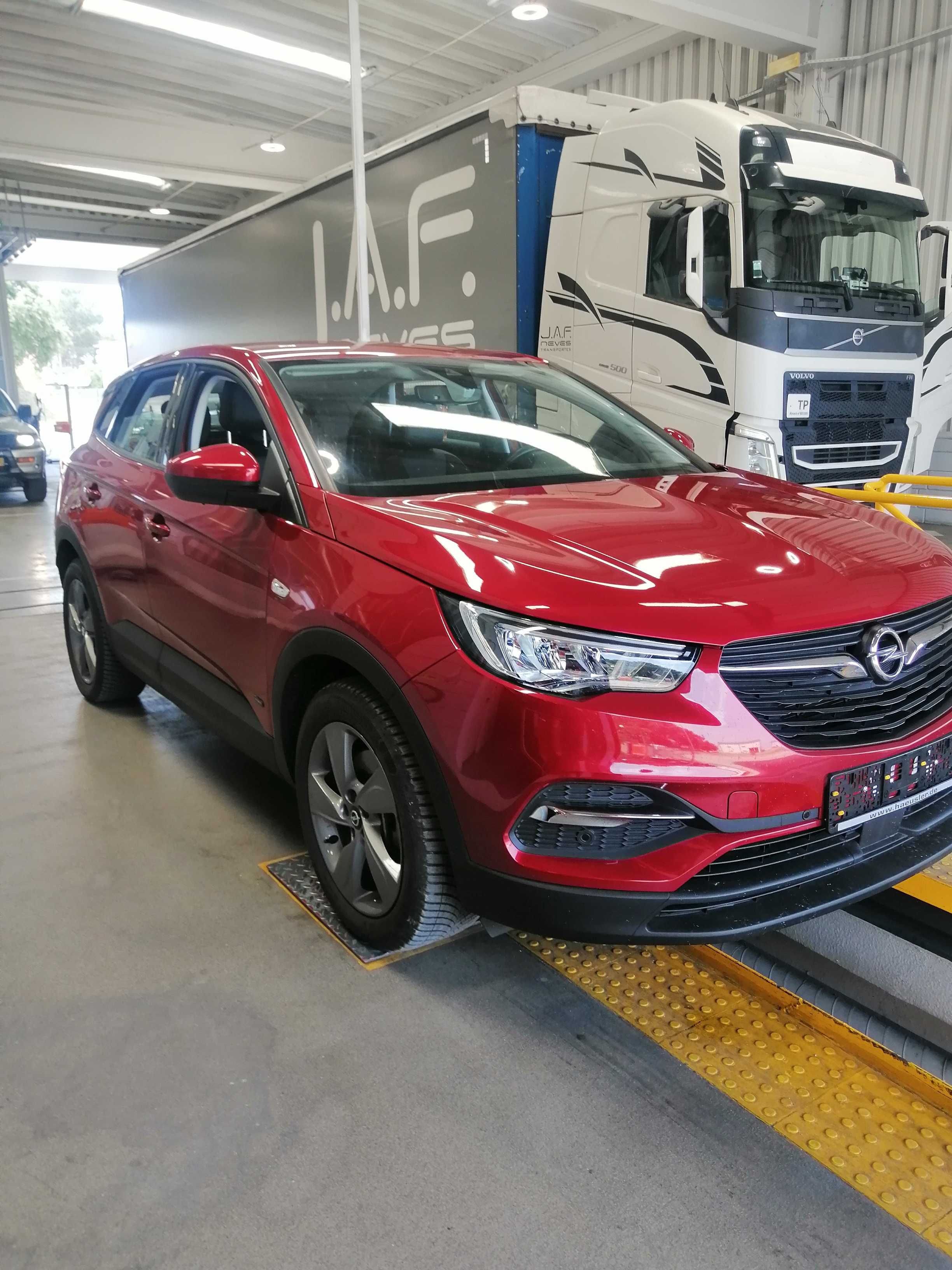 Opel grandland x hybrido plugin