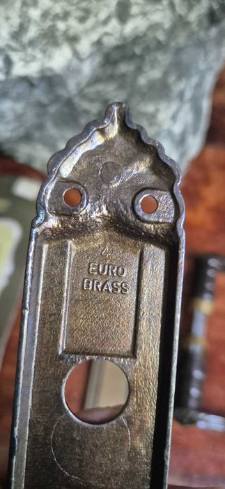 Dwie złote klamki z brązu szyldy antyk glamour