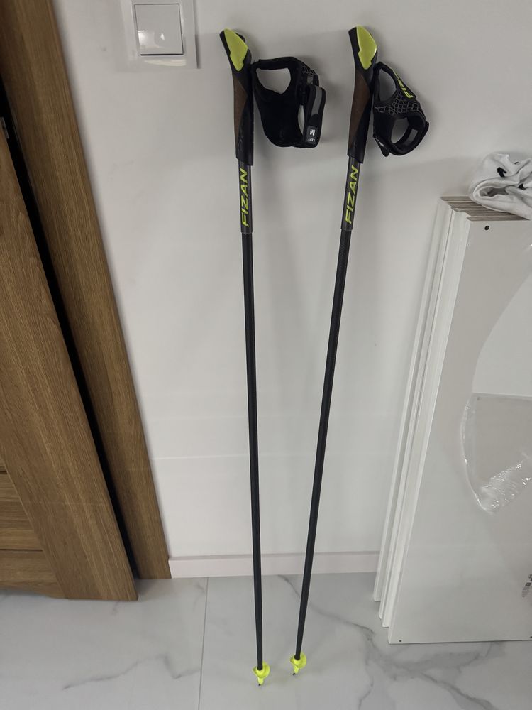 Kije do Nordick Walking FIZAN CARBON