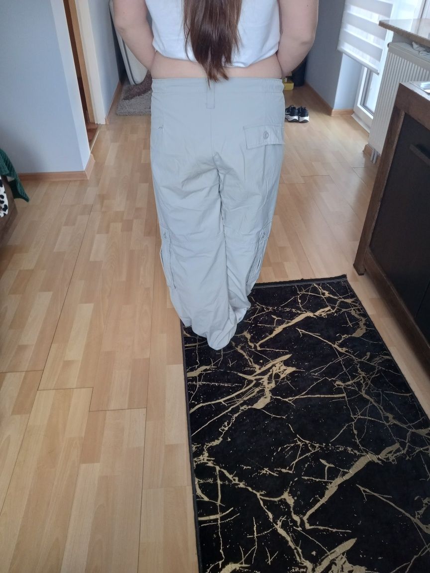 Szare spodnie baggy