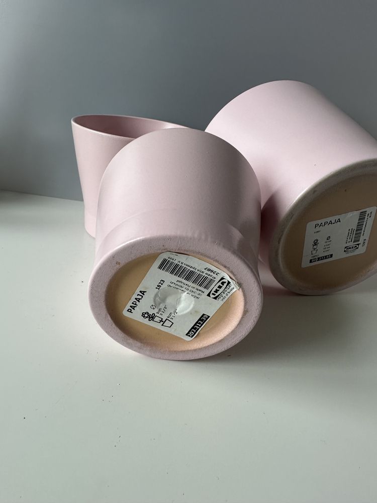 Doniczki oslonki rozowe Ikea