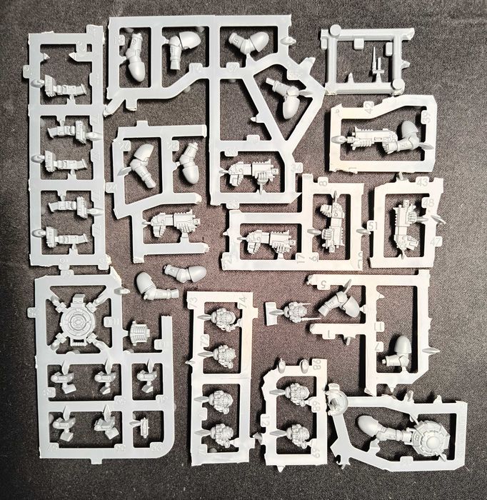 Warhammer 40K bitsy - Infiltrators/ Incursors