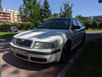 Skoda Octavia Skoda Octavia Tour 1.6 LPG. Przebieg 167 tys. Idealne na budowę.