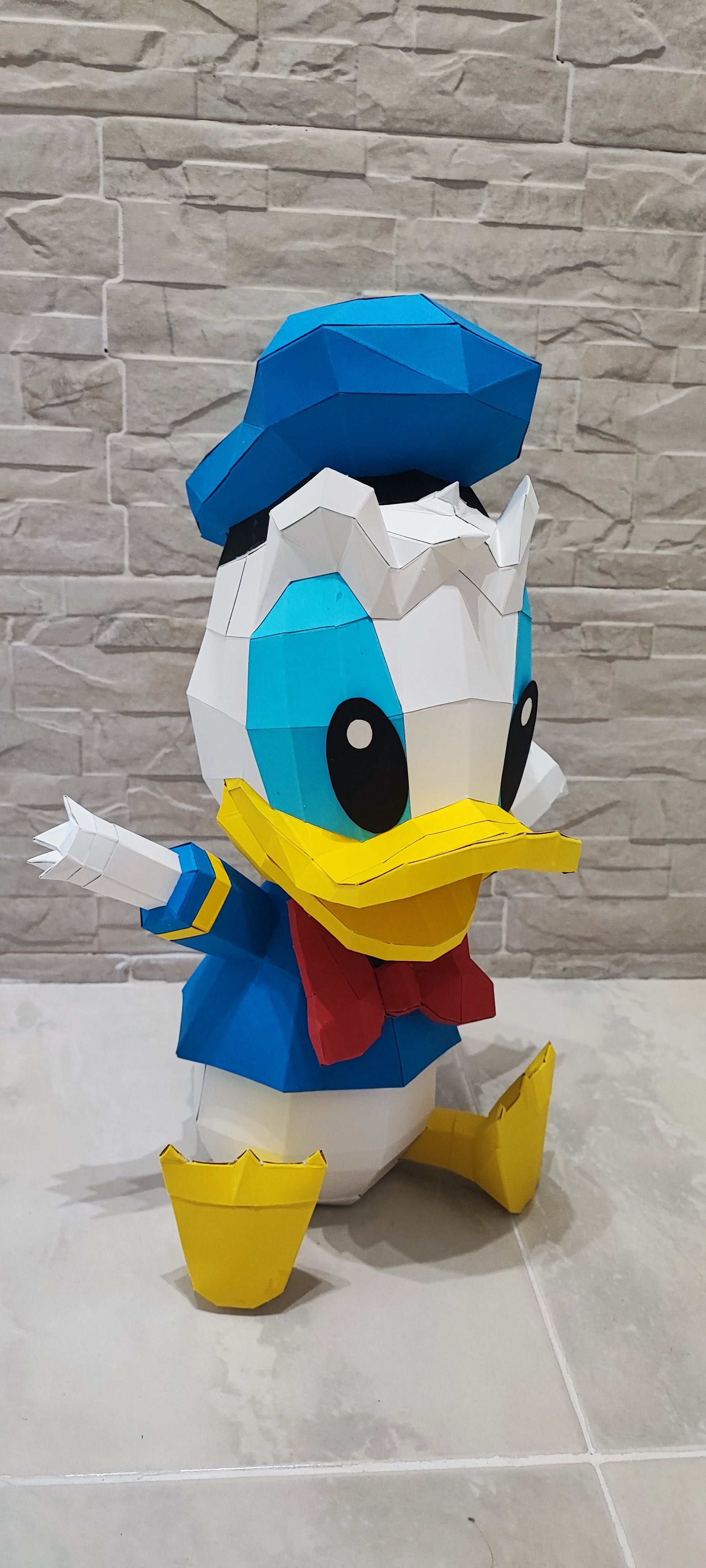 Papercraft Modelo 49 - Donald