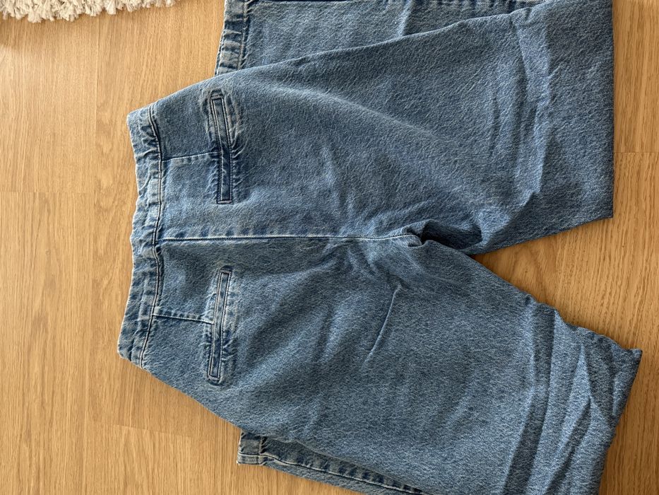 Джинси zara, прямого крою.