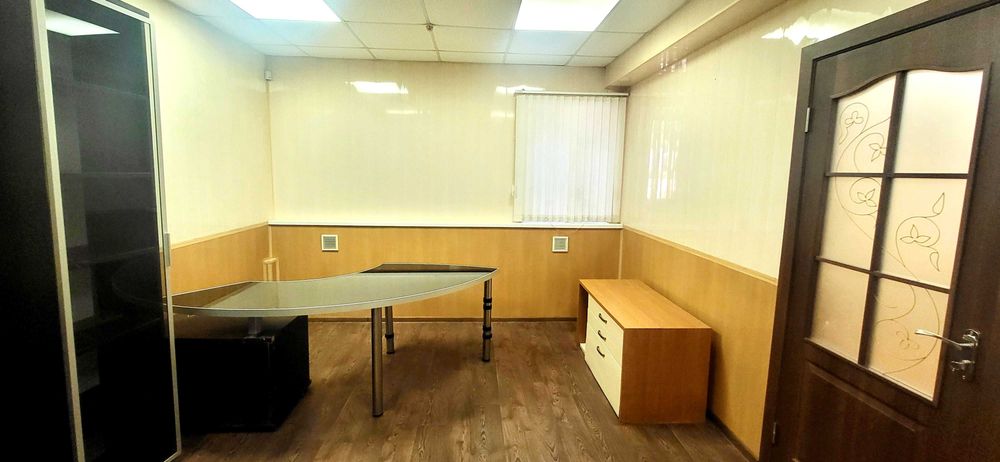 Продаж приміщення, БЕЗПЕЧНЕ місце, вул. Незалежної України, буд. 40-А.