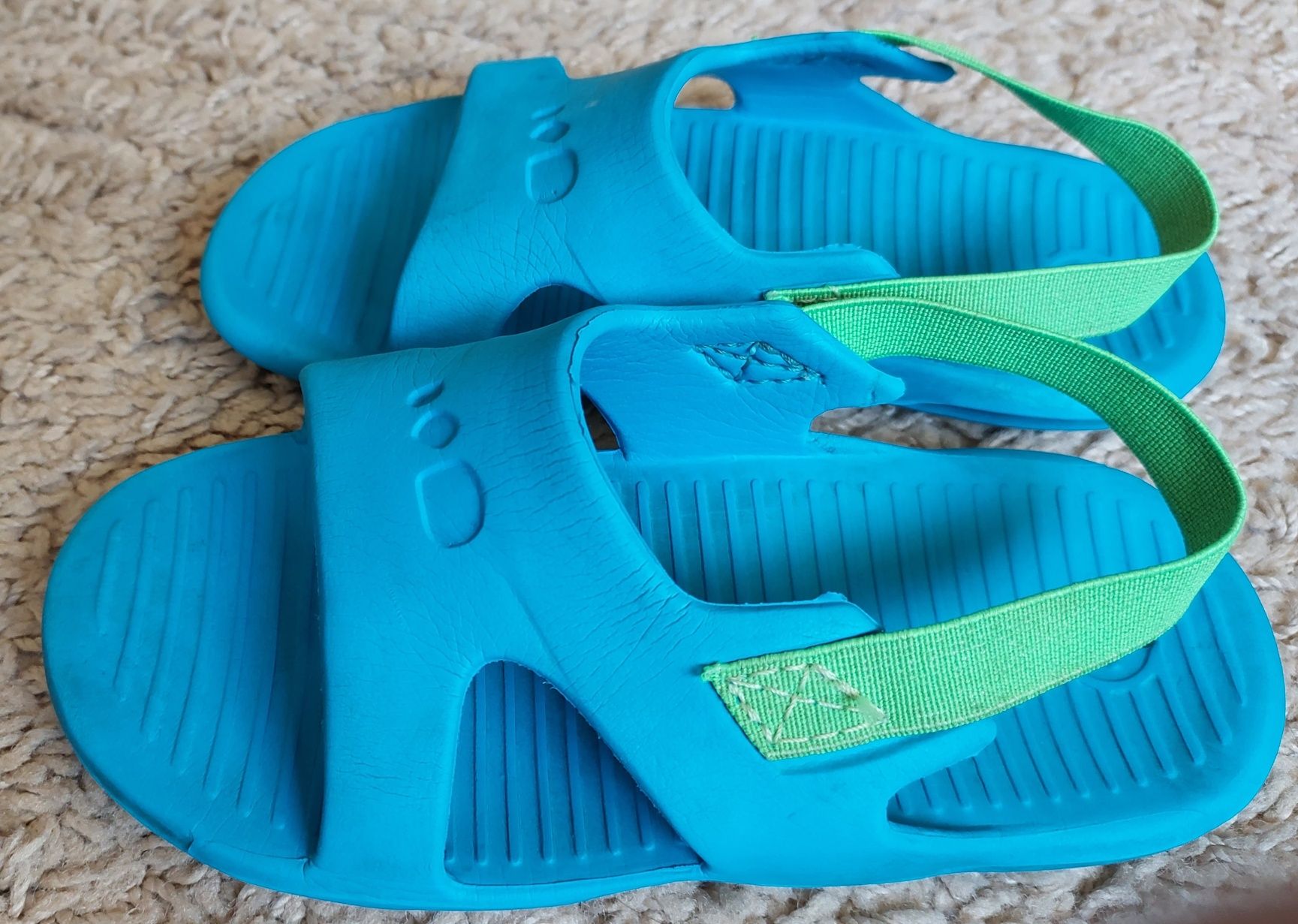 Buty klapki sandały  basenowe Nabaiji 25-26