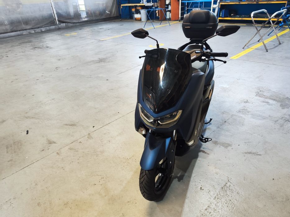 Yamaha n max poucos km