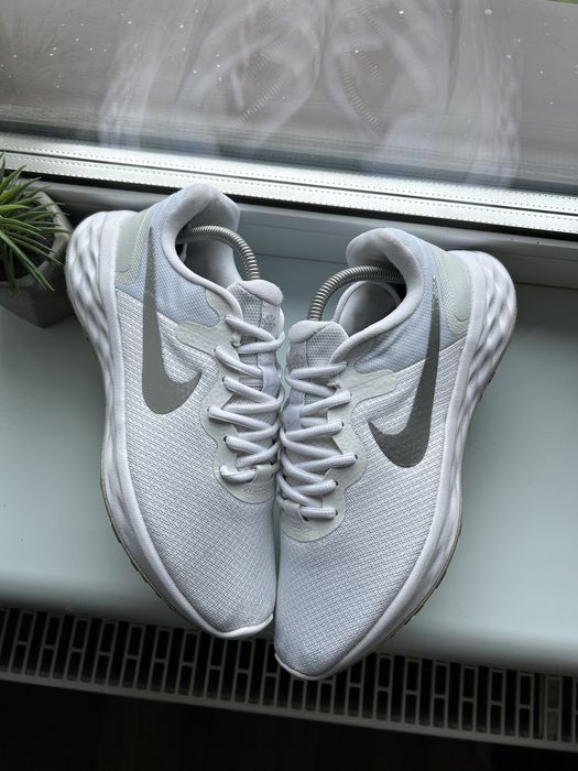 Кросівки Nike Revolution 6 White Platinum