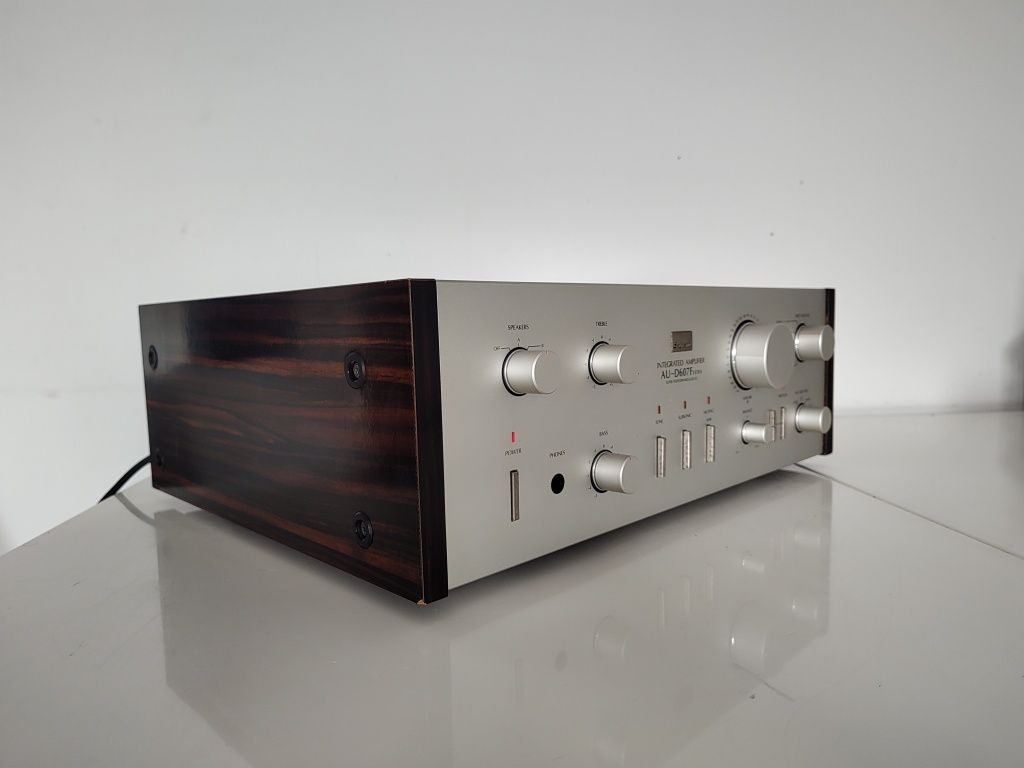 Sansui AU-D607F EXTRA , Wzmacniacz stereo