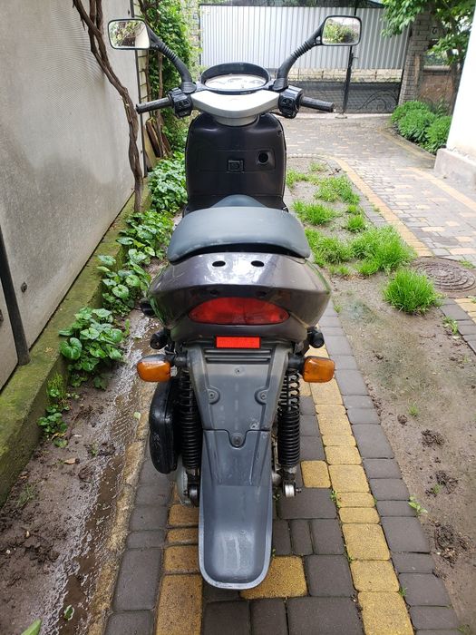 Скутер Aprilia Leonardo 125