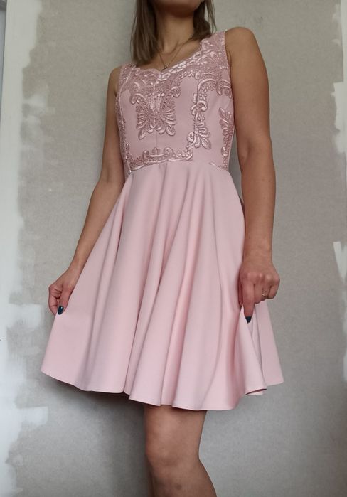 Sukienka pudrowy róż S