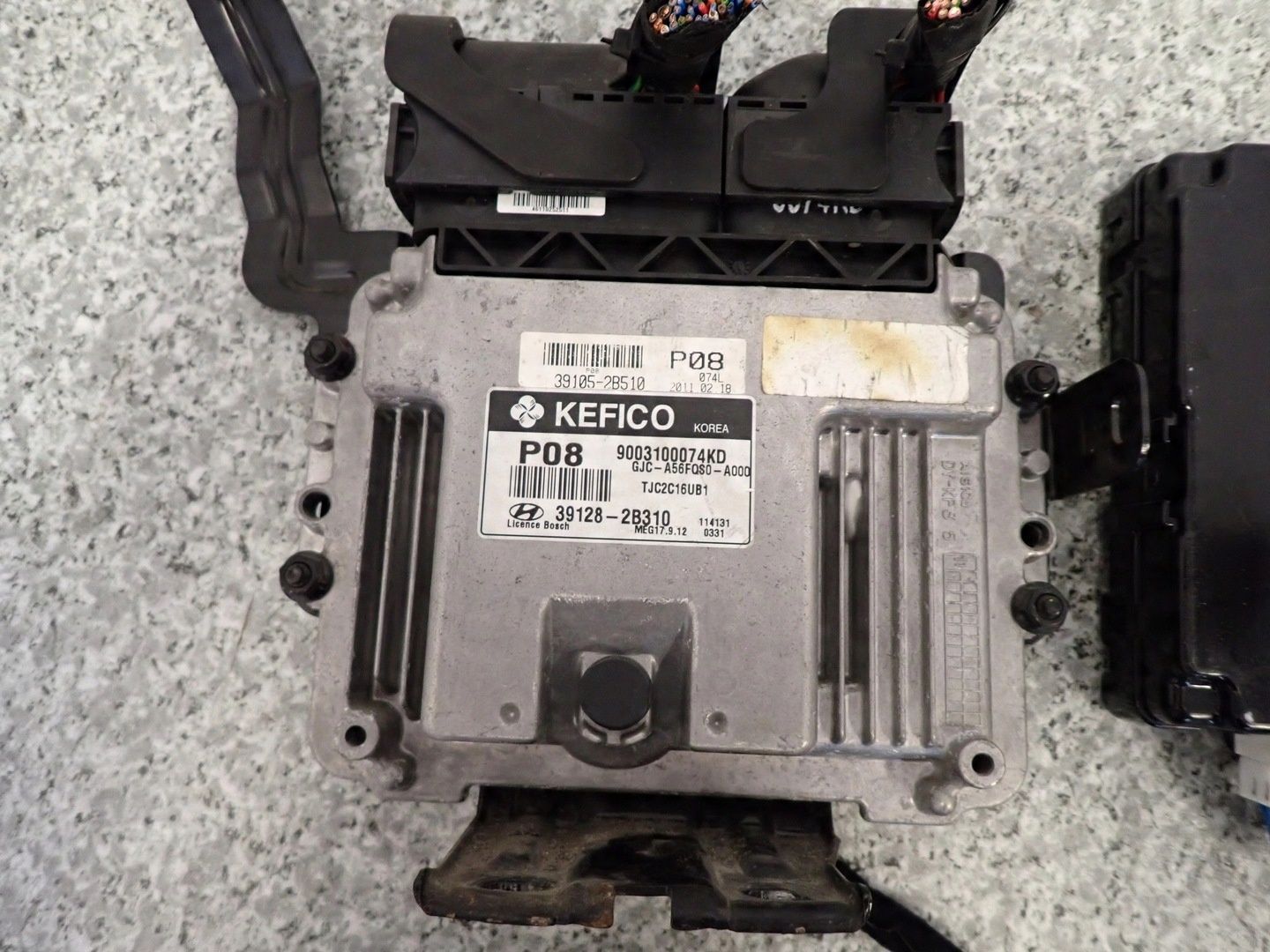 HYUNDAI IX20 1.6B AUTOMAT 09- ZESTAW STARTOWY STACYJKA KOMPUTER KEYLESS