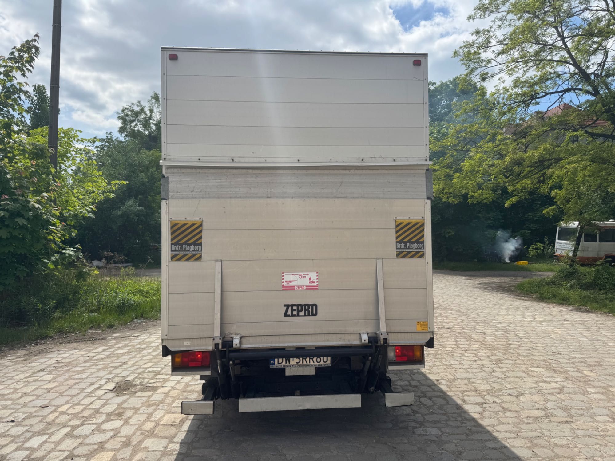 Citroen Jumper kontener + winda, cena z fv 23% ładowność 1442 kg