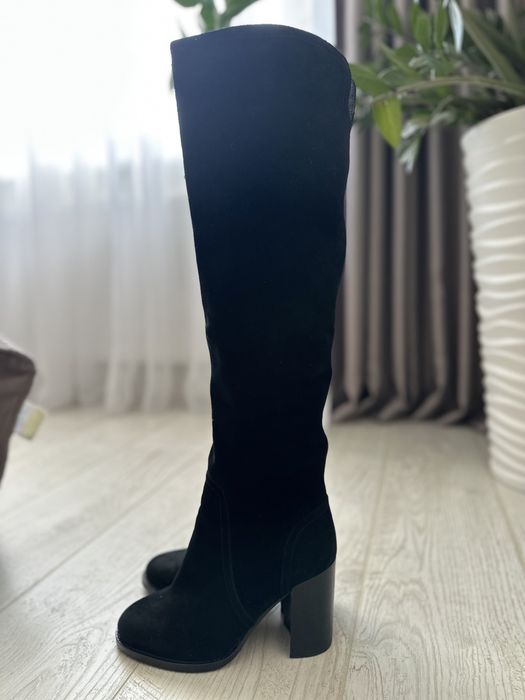 Зимние сапоги натуральный замш 36р(овчина)