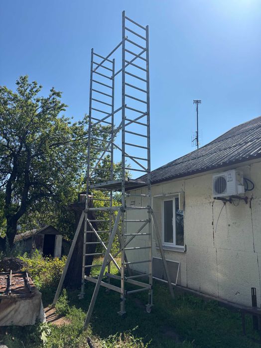 Тура-вышка аллюминиевая на колесах Hailo, производство Германия