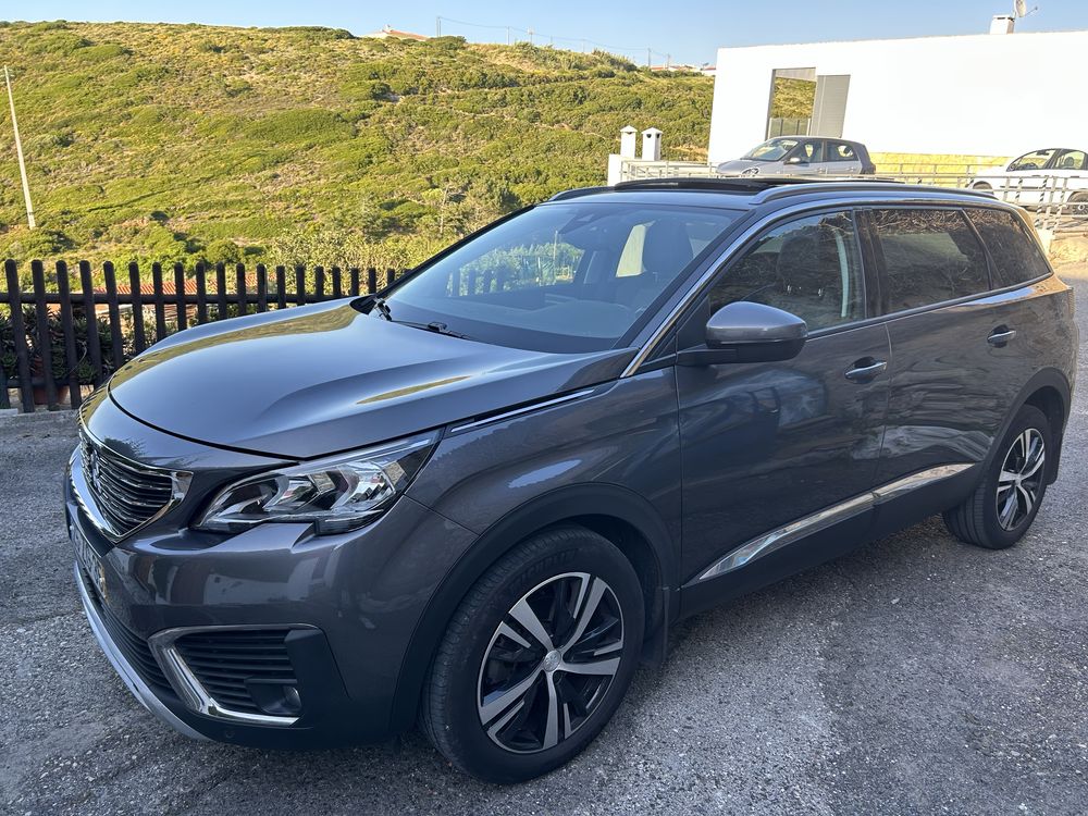 Peugeot 5008 1.5 hdi Allure pack teto pnorâmico 7 lugares