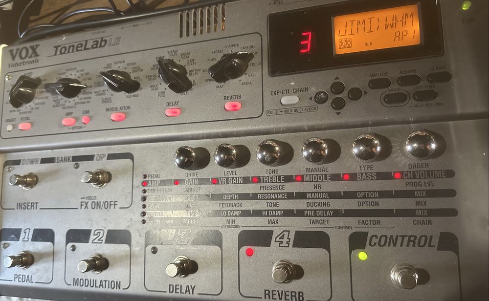 Pedaleira Vox valvetronix Tonelab LE