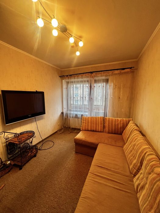 2-кімнатна квартира , р-н вокзалу,, під оренду чи для себе